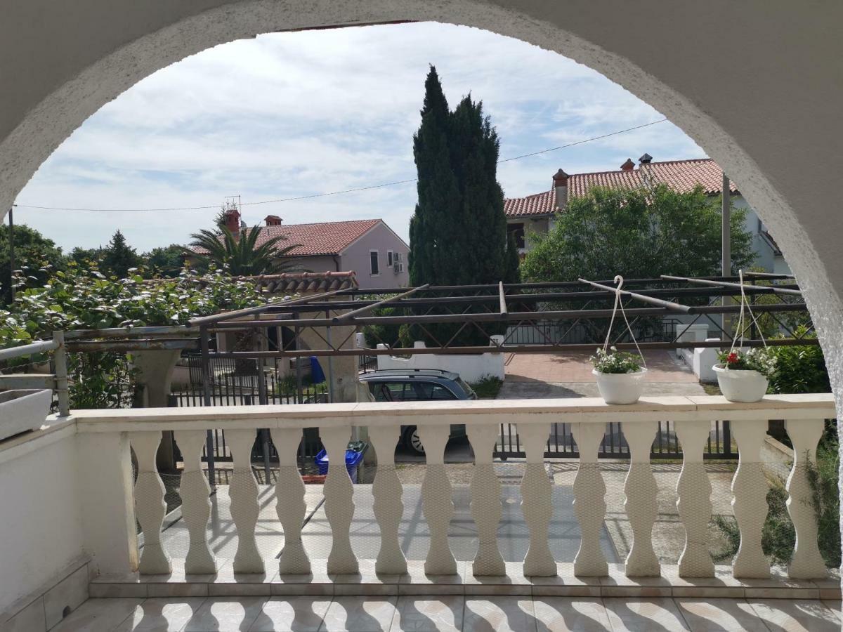 Apartma Soncek Premantura Exterior foto